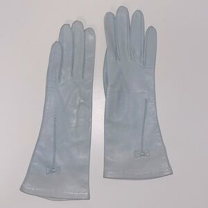 Vintage Bow Leather Gloves in Blue